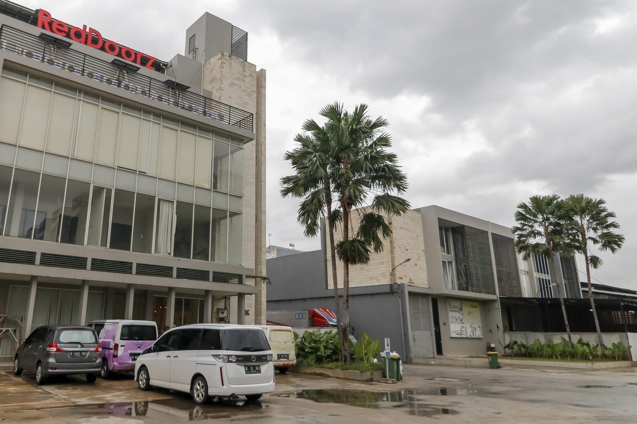 RedDoorz Plus @ Kapuk Business Park Jakarta Exterior foto