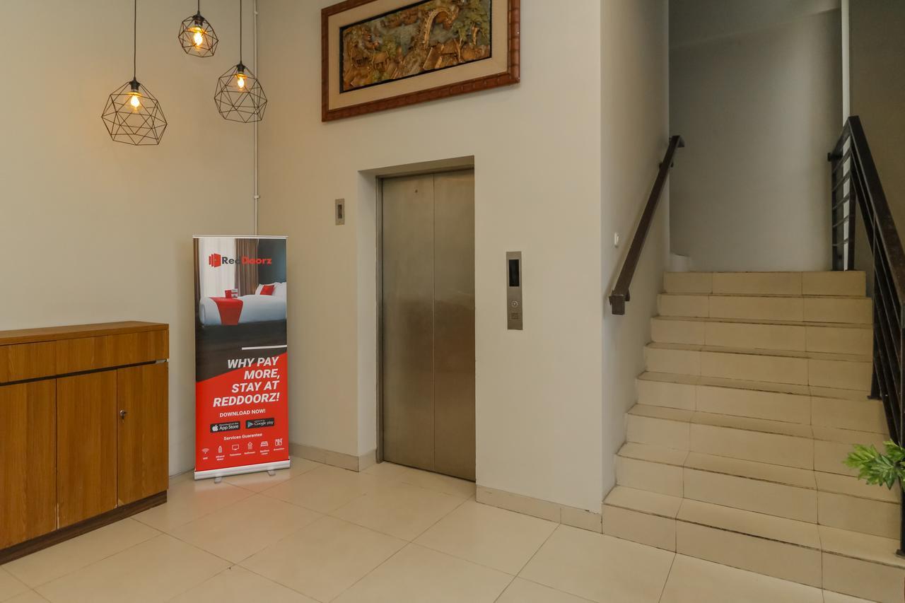 RedDoorz Plus @ Kapuk Business Park Jakarta Exterior foto