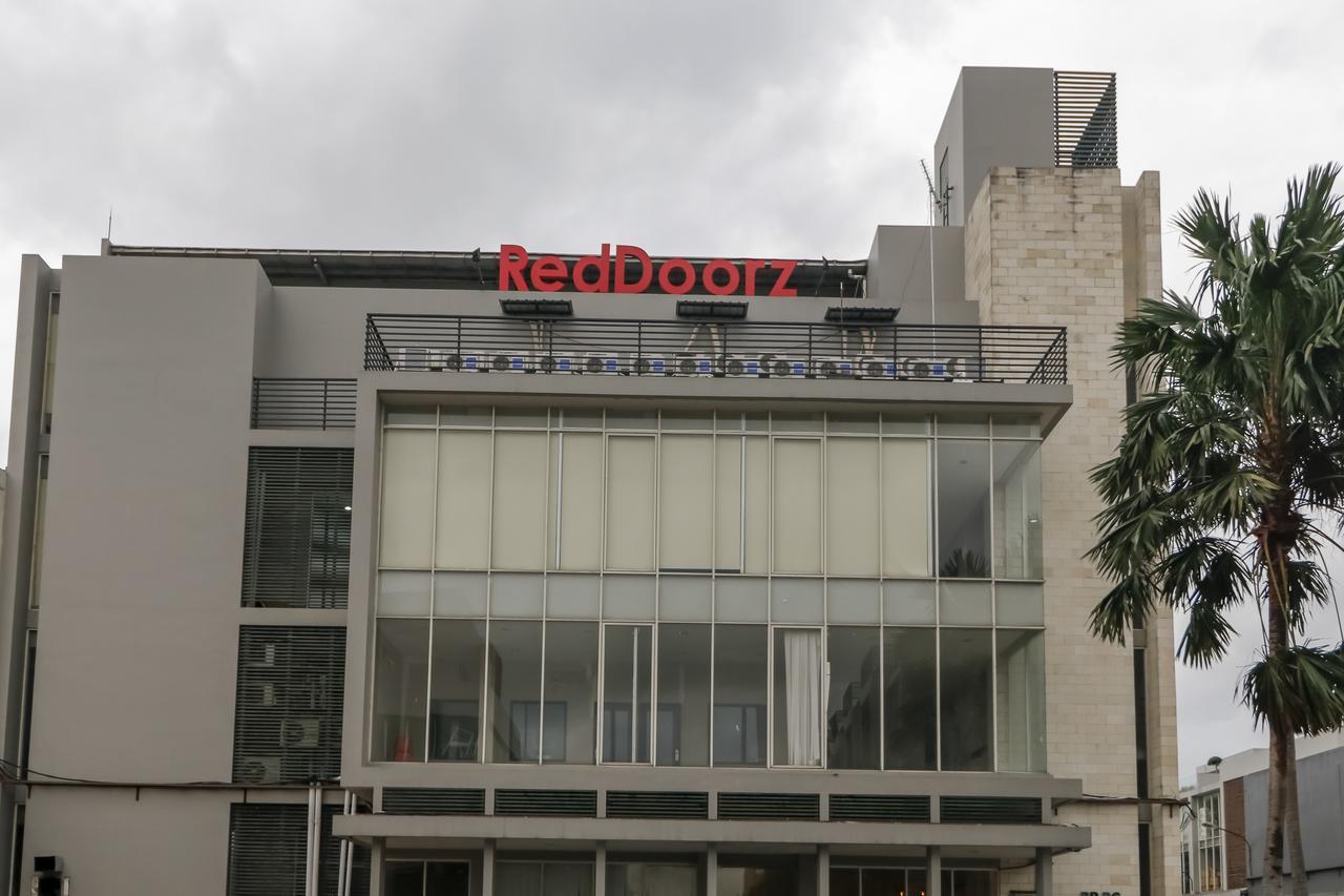 RedDoorz Plus @ Kapuk Business Park Jakarta Exterior foto