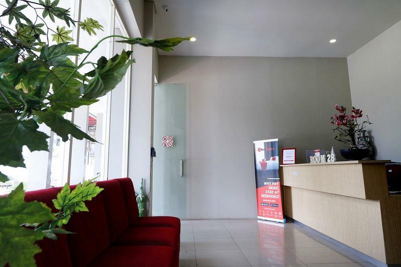 RedDoorz Plus @ Kapuk Business Park Jakarta Exterior foto